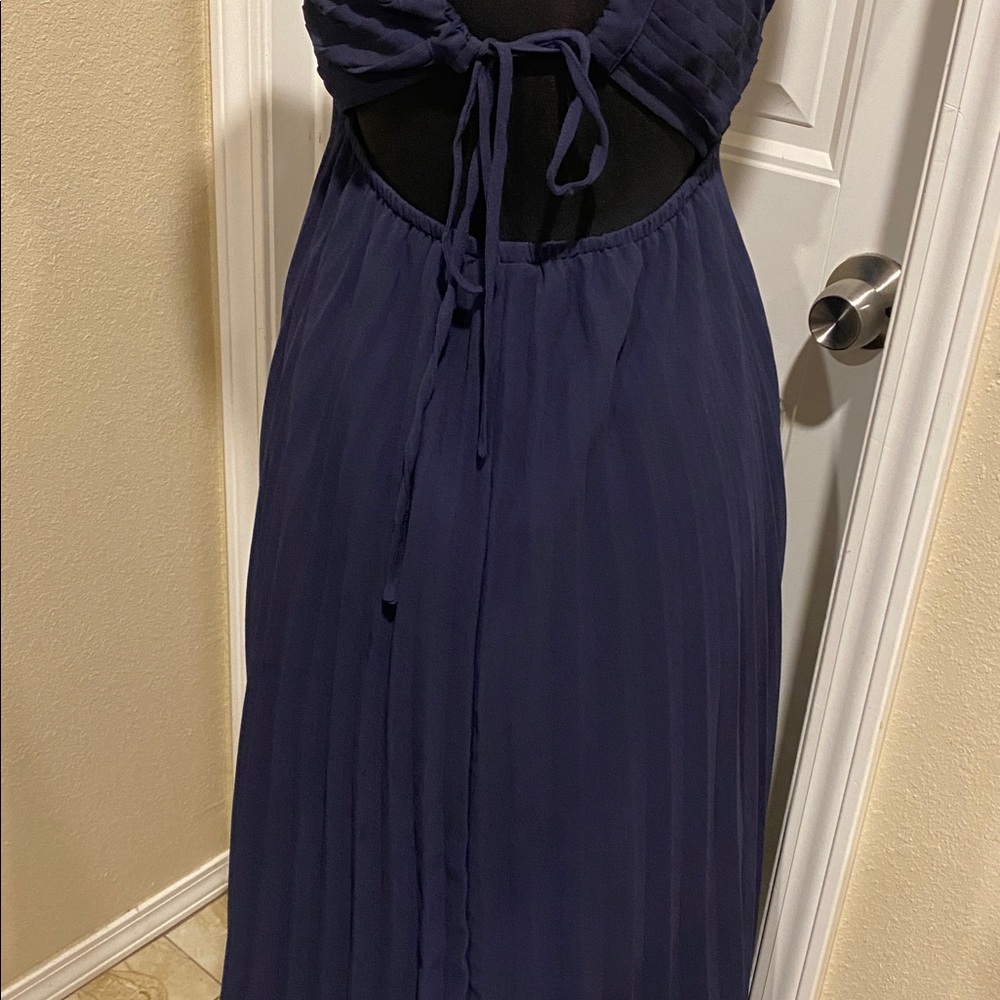 ASOS Design Pleated Bodice Midi Dress - Picture 5 of 9